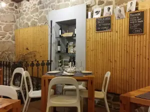 Tapas e vinos