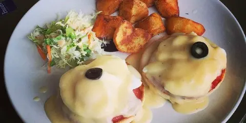 Kaiholo Cafe
