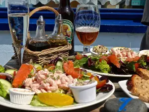 Beach Break Tearooms