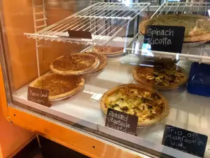 Petsi Pies