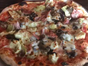 Leopoldo's Pizza