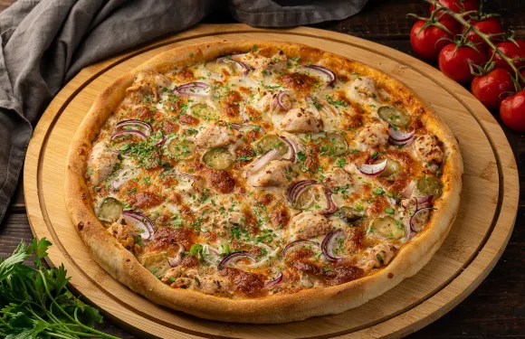 Lucky Cheese Pizza