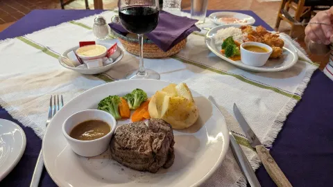 Restaurante Deborah's in อิกซ์ตาปา