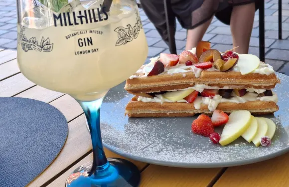 Hello Food & Drinks