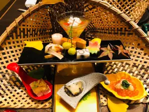 Japanese Cuisine Hanakidori