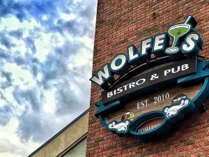 Wolfey's Bistro & Pub