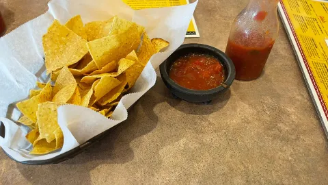 Casa Las Glorias in Cedar Rapids