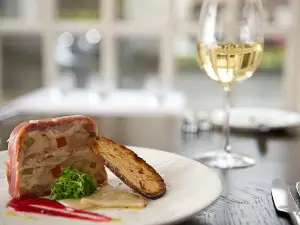 18 Restaurant