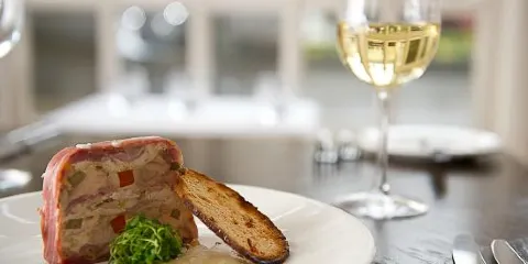 18 Restaurant