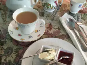 The Tea Kettle Cafe