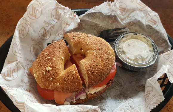 Manhattan Bagel