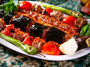 İmam Çağdaş Kebap Ve Baklava Salonu