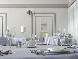 Patio Con Gusto