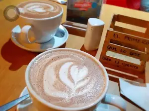Aroma Coffee House