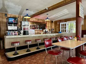 Park Cafe & Grocery