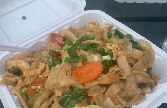 Aunty Pon's Thai Food Truck