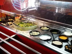 Lovezzola's Pizza & Sub