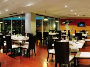 Waves Multi Cuisine Restaurant
