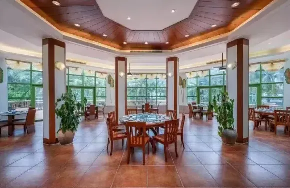 三亞亞龍灣天鴻度假村·池畔餐廳