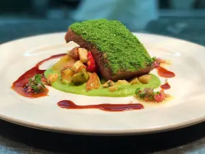 School House Restaurant & Tavern