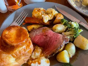 Village Limits Restaurant