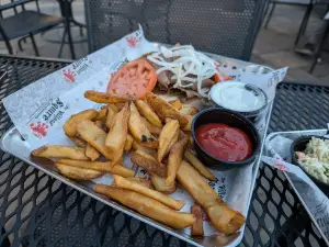 The Village Squire (West Dundee)