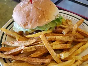 The Grumpy Minnow Restaurant & Pub