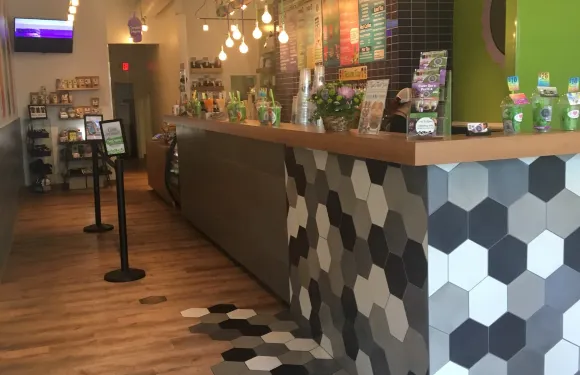 Tiny Bubbles Tea Bar