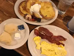 Cracker Barrel Old Country Store