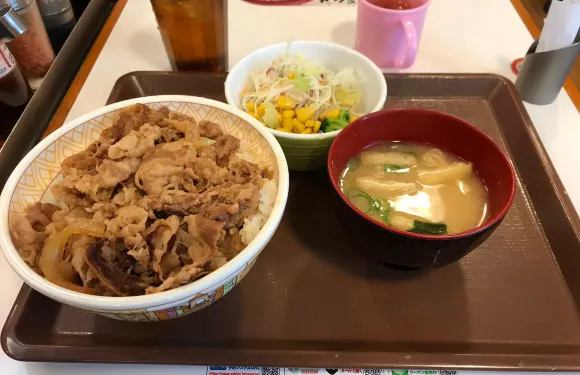 Sukiya, Fujiyoshida Akafujidori