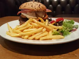 Flavio's - Cafe Bar Restaurant - Maidenhead