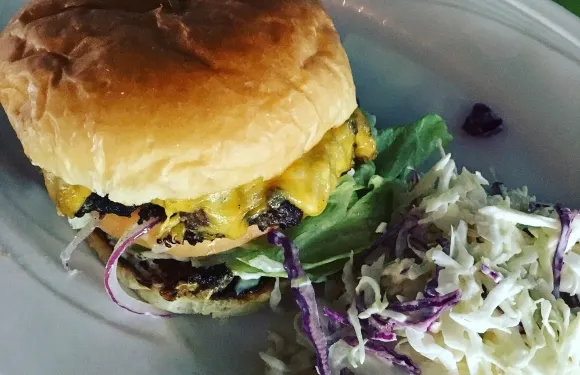 The Korner Pocket Bar & Grill