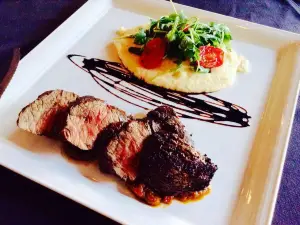 Mezzo Grille