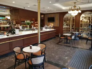 KAISER Patisserie