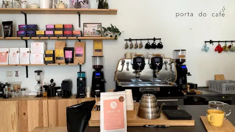 Porta Do Café in 阿威羅