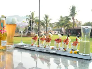 Pnf Restaurant & Bar