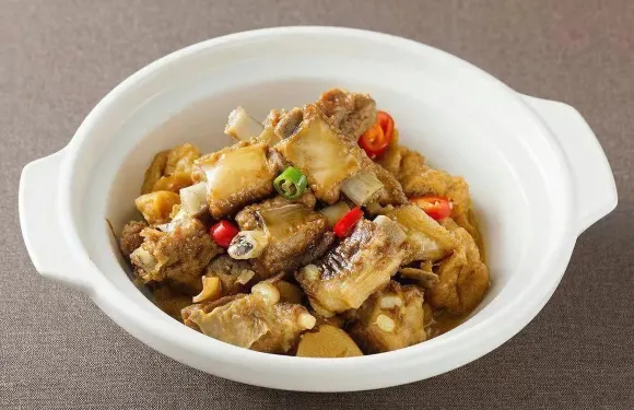 潔雅小南方俏巴魚館(國大店)