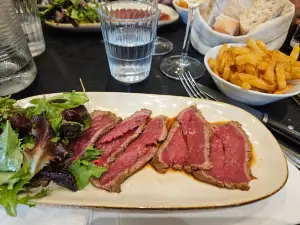 Restaurant Brasserie "Le Petit Louvre"