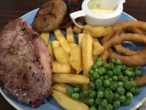 The Boot Inn