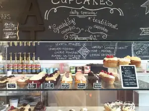Lila & Sage Cake & Catering Co