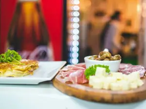 Trattoria Capitán Pastene