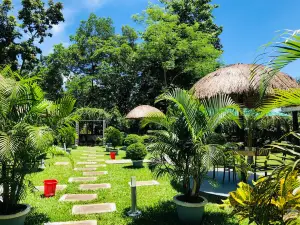 Inayah's Cafe & Restaurant