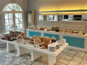 Tomatini Restaurant