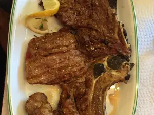 To Dos Frangos Churrascaria