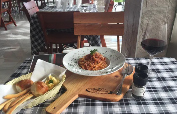 Angelinas Bistro Bar and Pizzeria