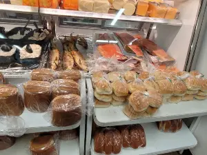 Lenny's Delicatessen