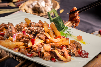 Emeishandajiudiantesemeishicun