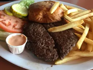 Harbor House Café