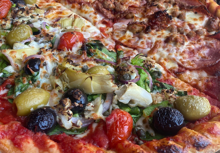 Grateful Head Pizza Oven & Beer Garden (, Hot Springs