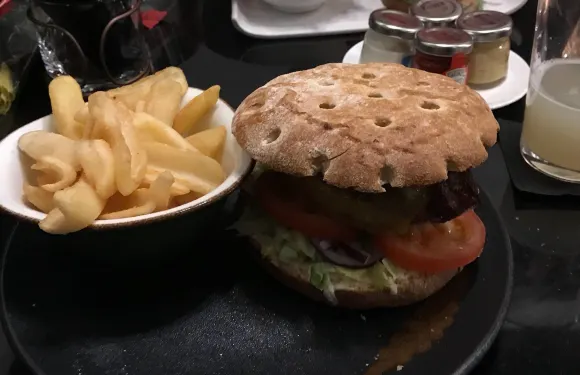 Legends Bar